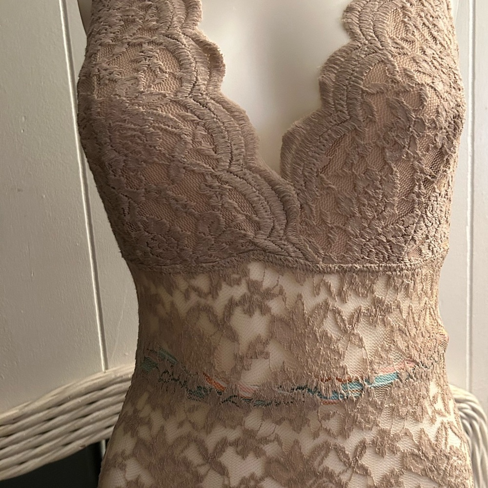 Elegant Lace Bodysuit in Tan